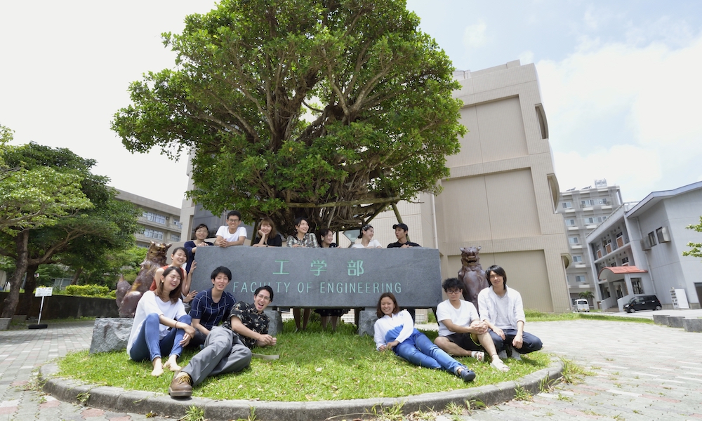 工学部の集合写真